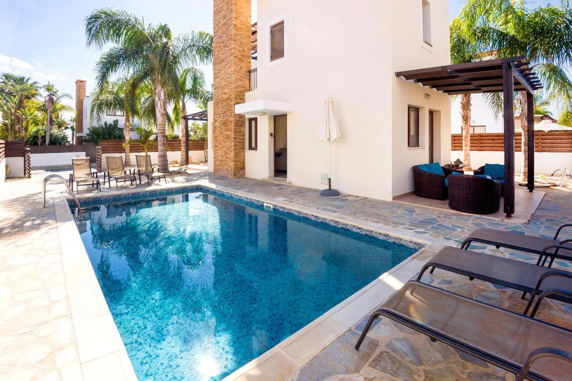 Ferienhaus Ioanna - 50m From Med Sea Agia Napa